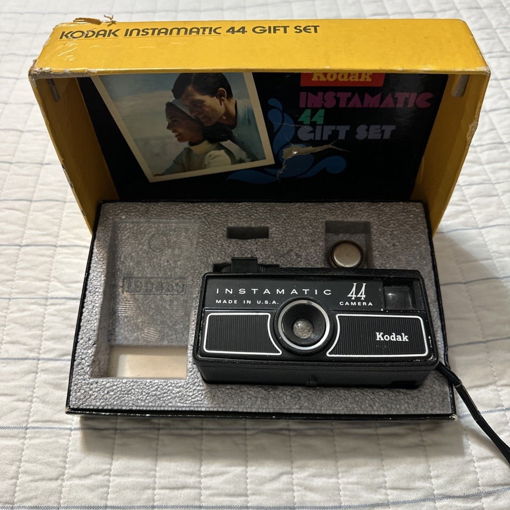 Kodak Instamatic 44 Gift Set Camera‎ In Box 1969-1973 Untested